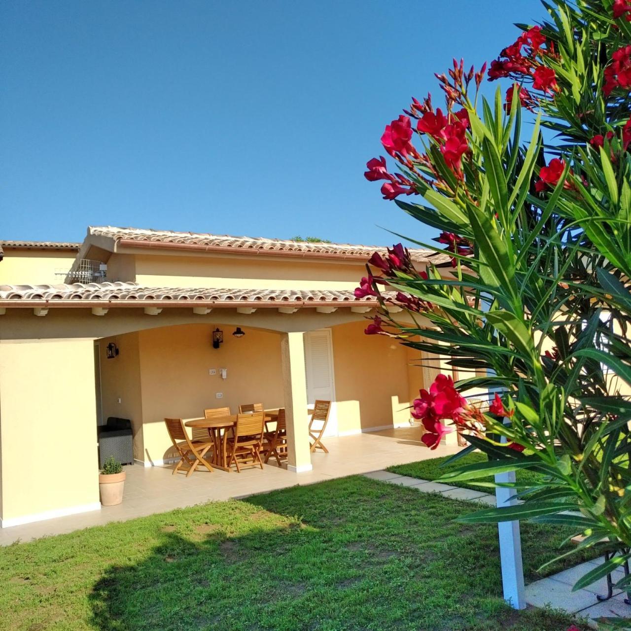 Oca Bianca Villa Pescia Romana Exterior photo
